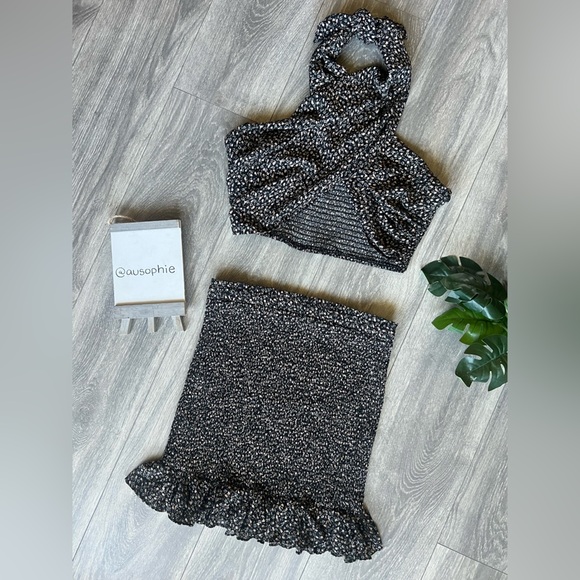 Blush j 2 piece smocked floral skirt set w matching multiway top. Size L - Picture 2 of 11